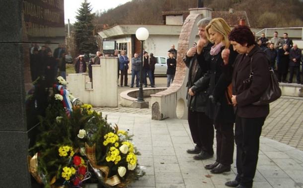 Photo of Bratunac: Zločinci izmiču pravdi
