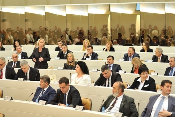 Photo of Podignut prag za ulazak u parlament