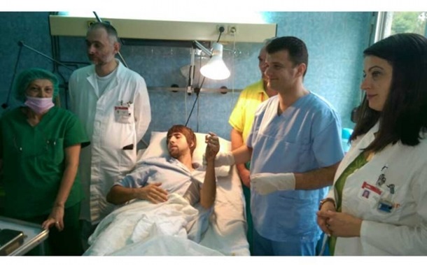 Photo of Ljekari u Univerzitetskoj bolnici Foča mladiću prišili odsječenu šaku