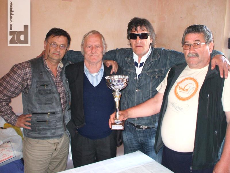 Photo of Pehar ekipi Zvornika: Republičko prvenstvo slijepih i slabovidih lica u šahu