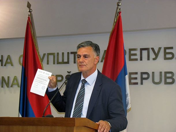 Photo of Karan: Bespredmetno poziv uputiti predsjedniku Srpske