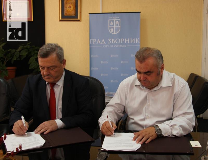 Photo of Stevanović i Krčmar potpisali Protokol o saradnji