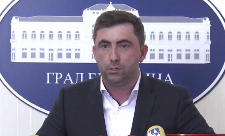 Photo of Gradonačelnik odmah da podnese ostavku nakon sramnog susreta sa Džaferovićem