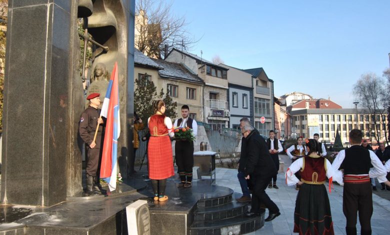 Photo of Položeni vijenci na spomenik za 1.080 poginulih srpskih boraca