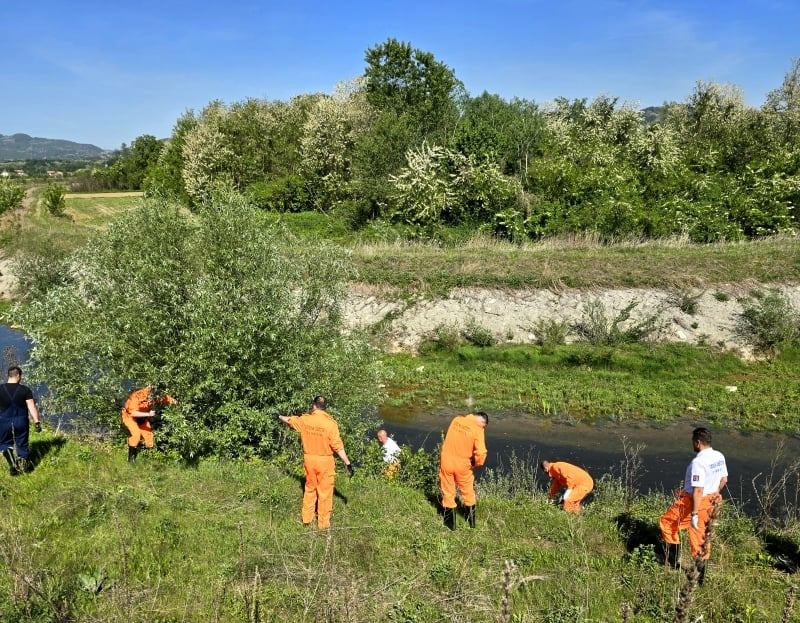 Realizovana prva akcija čišćenja korita rijeke Sapne u Čelopeku